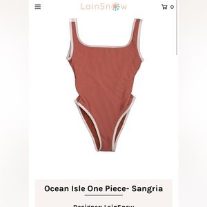 LainSnow Sangria one piece.